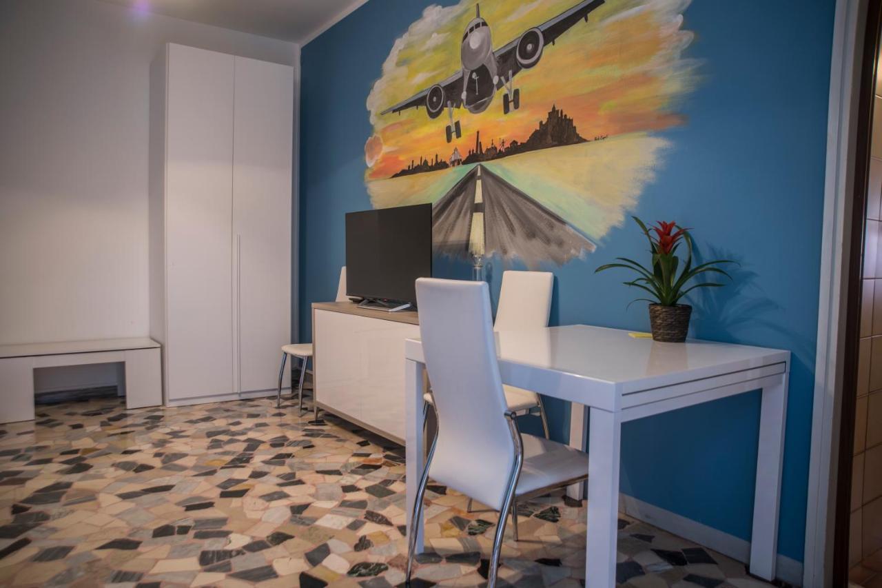 Fly House Bologna...Un Appartamento Al Volo Exterior photo